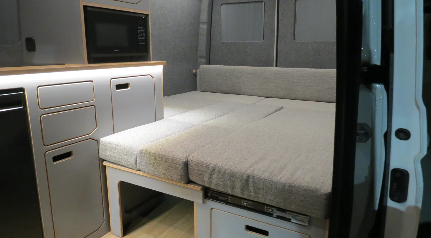 Meet Roam BED SHOT